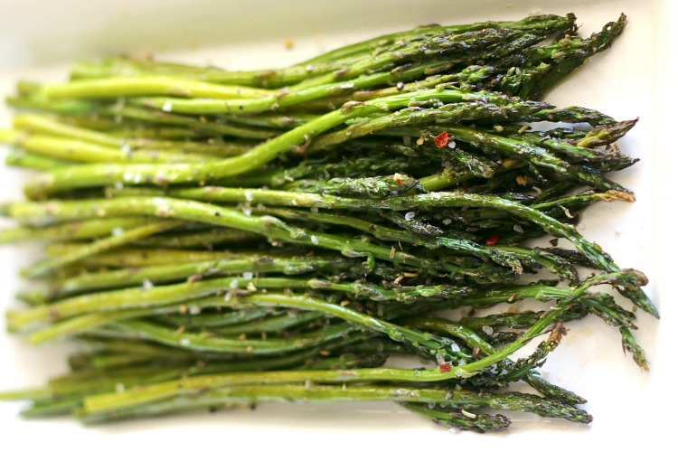 Prepare yourself for the BEST way to make asparagus! Voted one of the best (and simplest) side dishes , this Balsamic Browned Butter Roasted Asparagus is definitely a keeper and perfect for any occasion. Ready in under 15 minutes and topped with an amazing sauce that is smooth and buttery with a hint of tang.