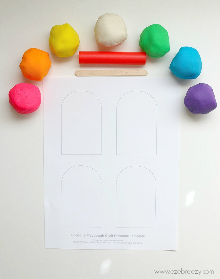 PLAY DOUGH POPSICLE - The perfect play dough activity for kids! Use different color play dough, add fun decorations to the outside....The popsicle possibilities are endless! | www.ezebreezy.com