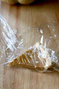 How To Freeze Homemade Pie | www.ezebreezy.com