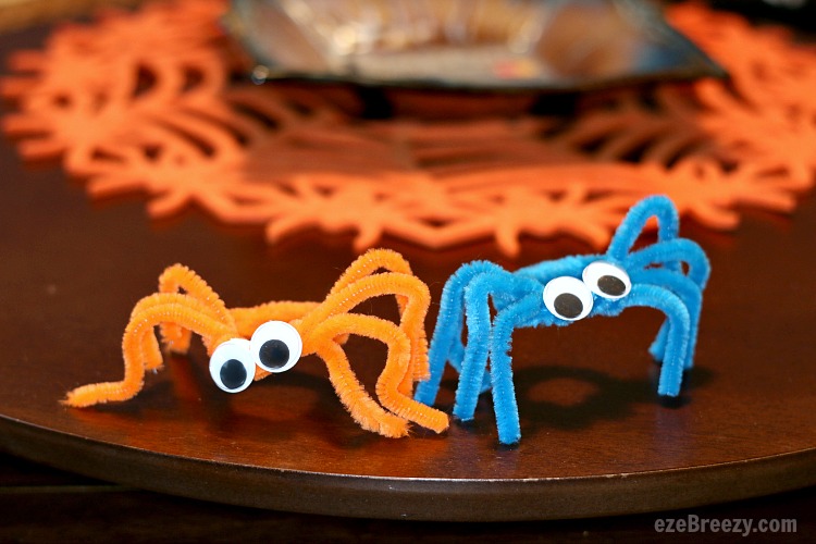 Easy Pipe Cleaner Spider Craft